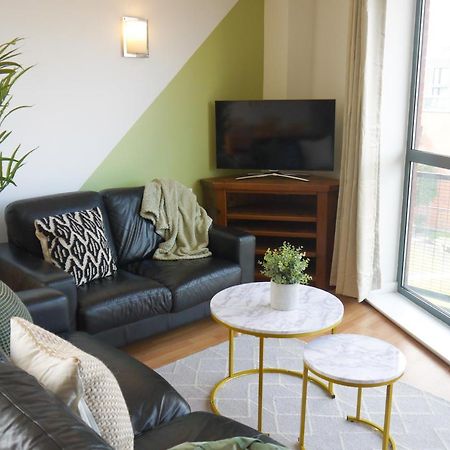 Perfect For Relocation & Business- Near Hospital Leilighet Sheffield Eksteriør bilde